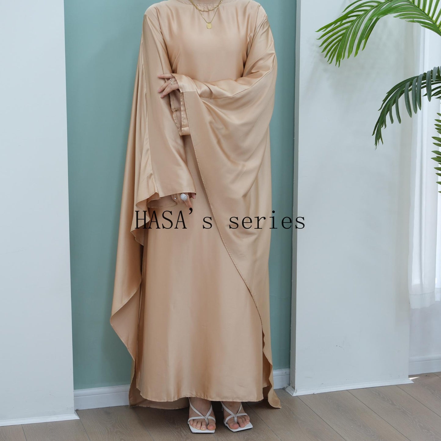 LUMAYA4835 High-density Stretch Satin Long Dress, Simple, Elegant, and Comfortable To Wear.