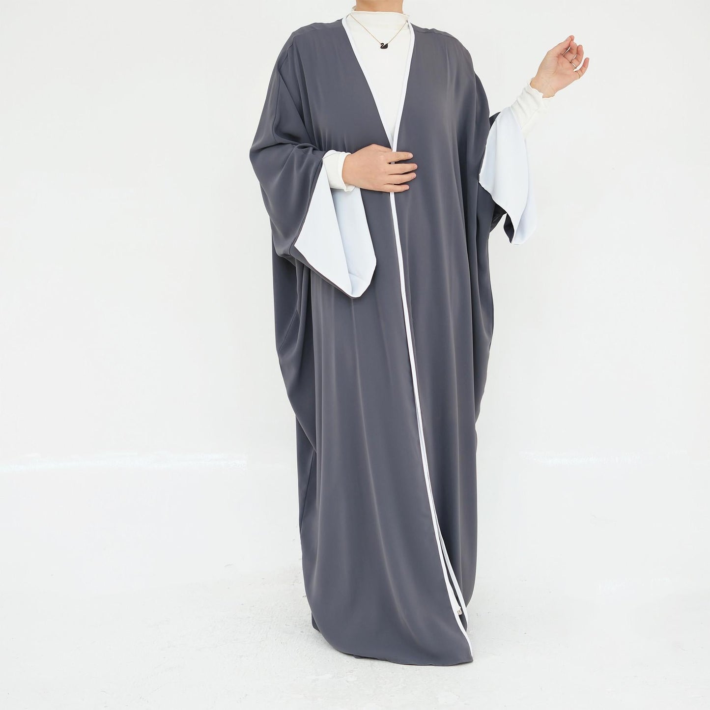 LUMAYA5877 The Loose-fitting Robe LUMAYAs A Lightweight Silhouette TLUMAYAt Is Perfect for Any Occasion open abaya outfit