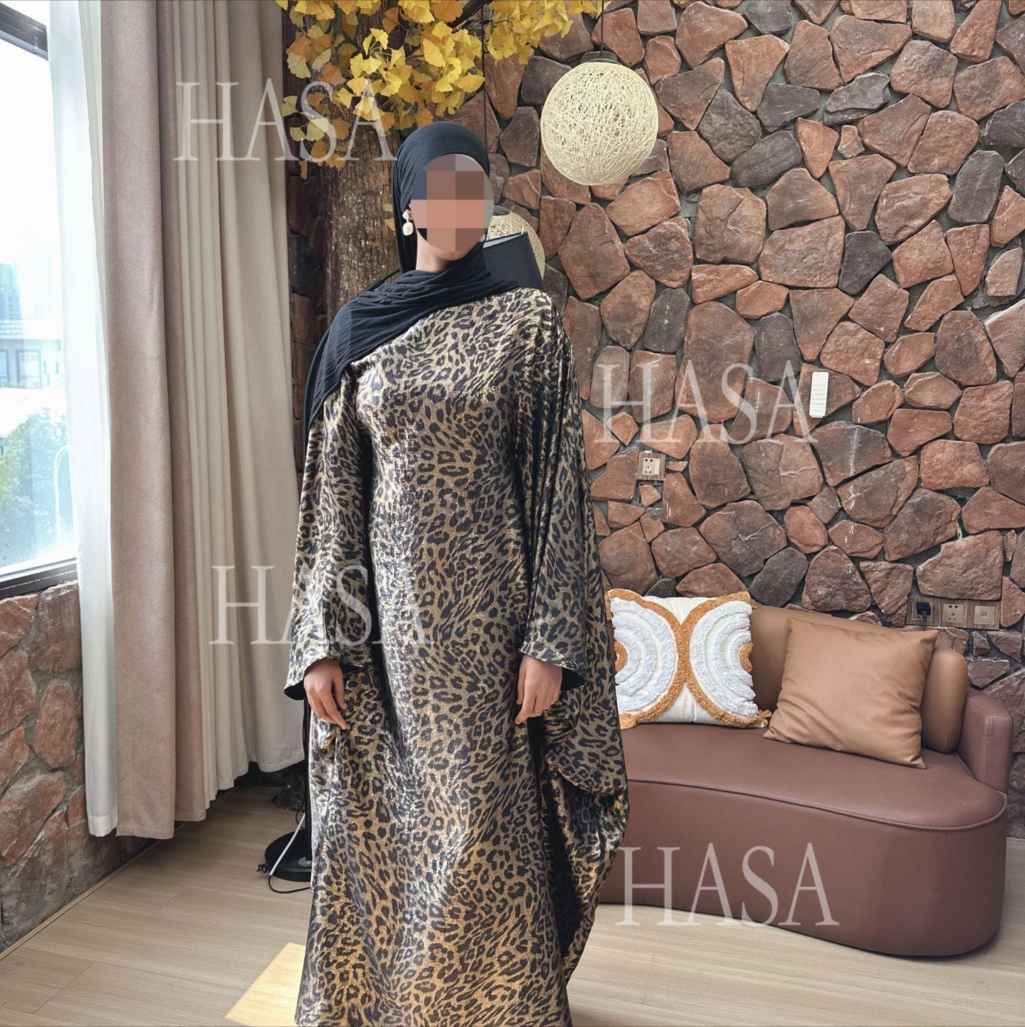 LUMAYA6469 Flowing Batwing Sleeve Leopard Maxi Dress (without Headscarf)