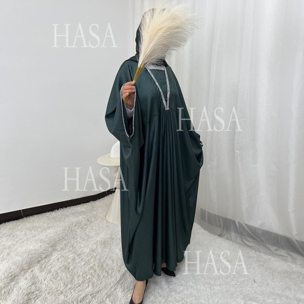 LUMAYA6499 Abaya with diamond details on the chest