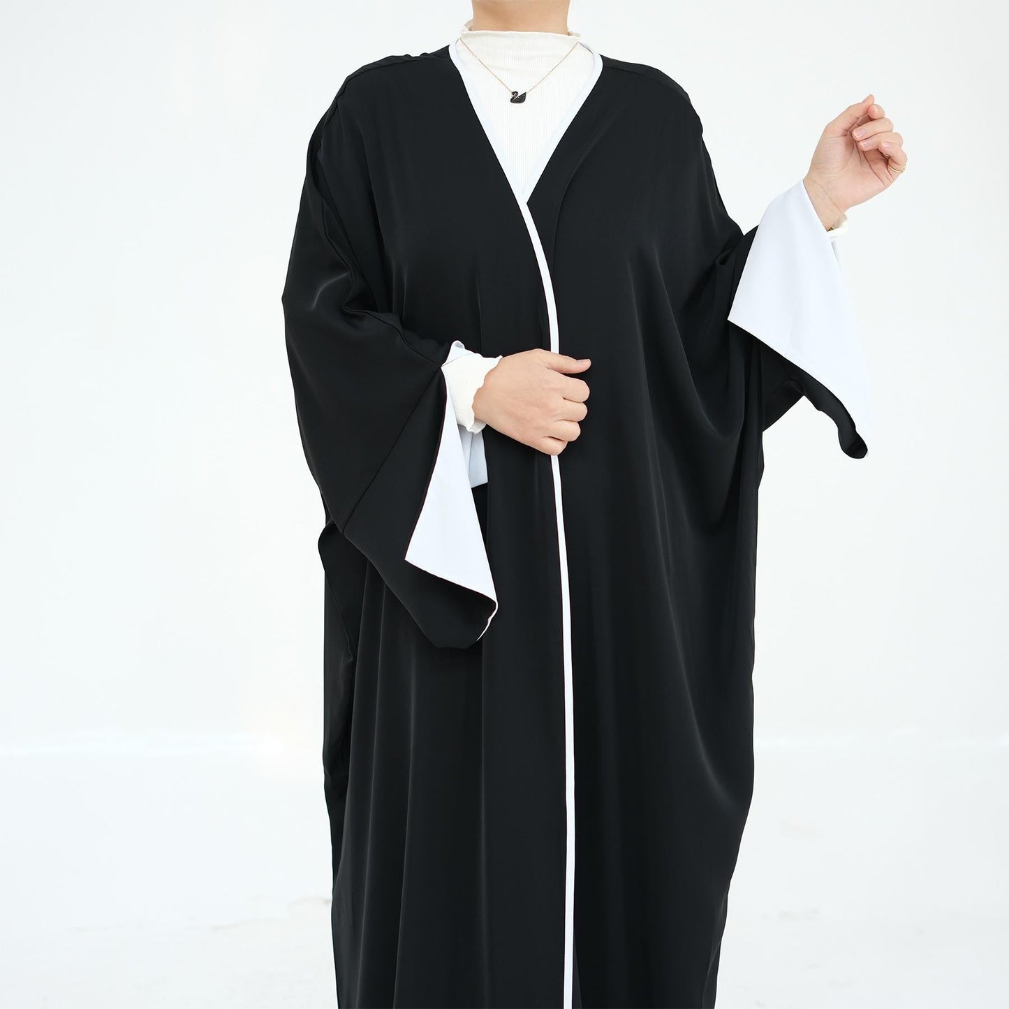LUMAYA5877 The Loose-fitting Robe LUMAYAs A Lightweight Silhouette TLUMAYAt Is Perfect for Any Occasion open abaya outfit