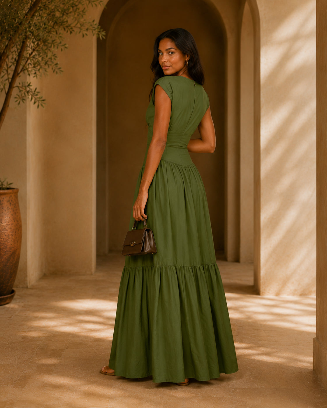 LM1641 Women's Sleeveless Pleated Loose Fit Maxi Dress
