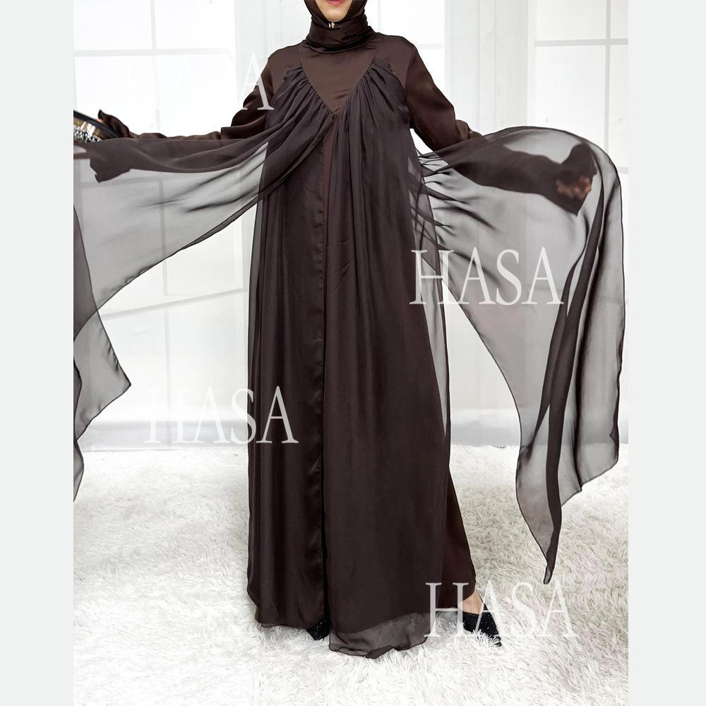 LUMAYA5858 Elegant Bright Satin Robe (without Headscarf), Clever Splicing Creates Multi-faceted CLUMAYArm