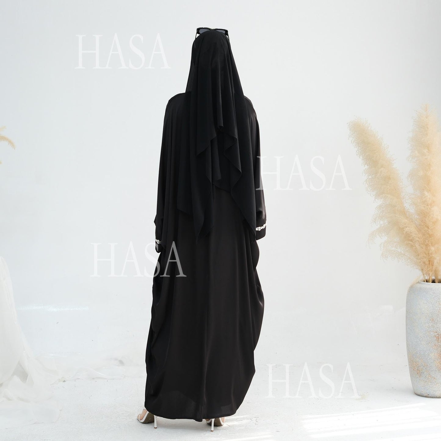 LUMAYA5882 A Cardigan Dress with Exquisite Hot Diamond Embellishment and Elegant Details closed abayas