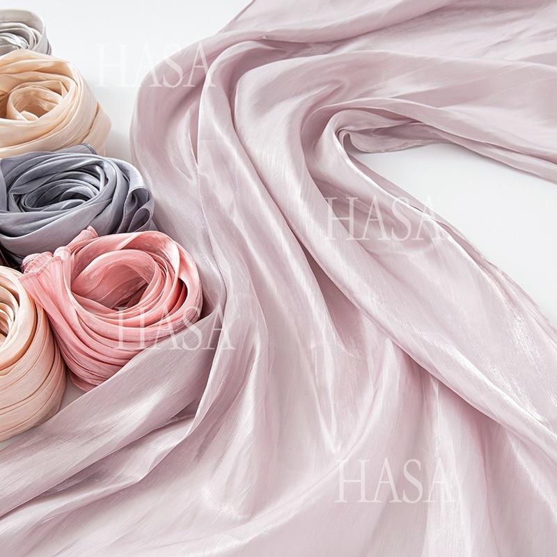 LUMAYA6479 A Simple Silk Scarf with A Mellow Color and A Light and Drapey Design