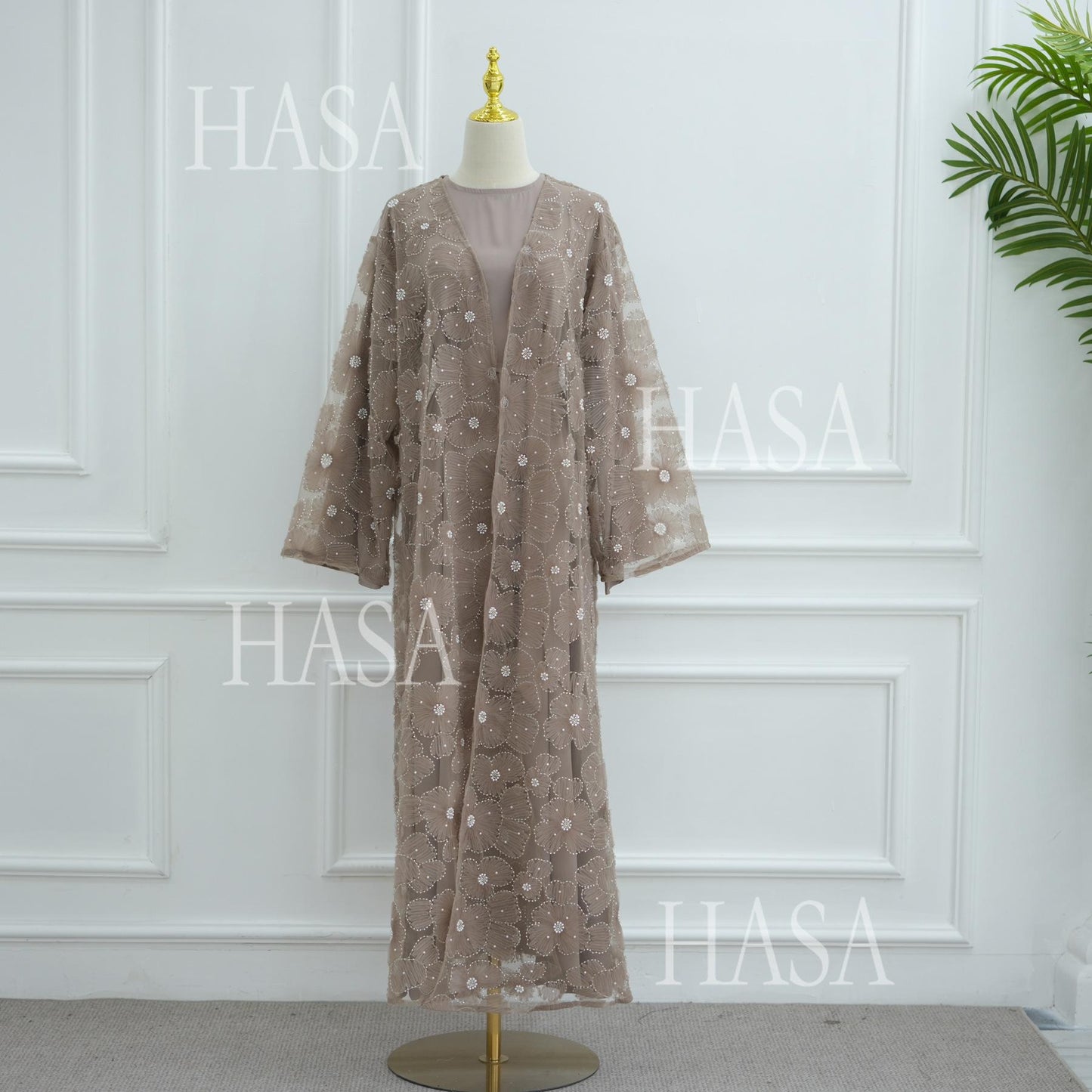 LUMAYA6625 Dreidimensionale, Perlenbesetzte Strickjacke Mit Blumenmuster, Die Mit Einer Inneren Schicht Oder Einem Kopftuch Kombiniert Werden Kann.