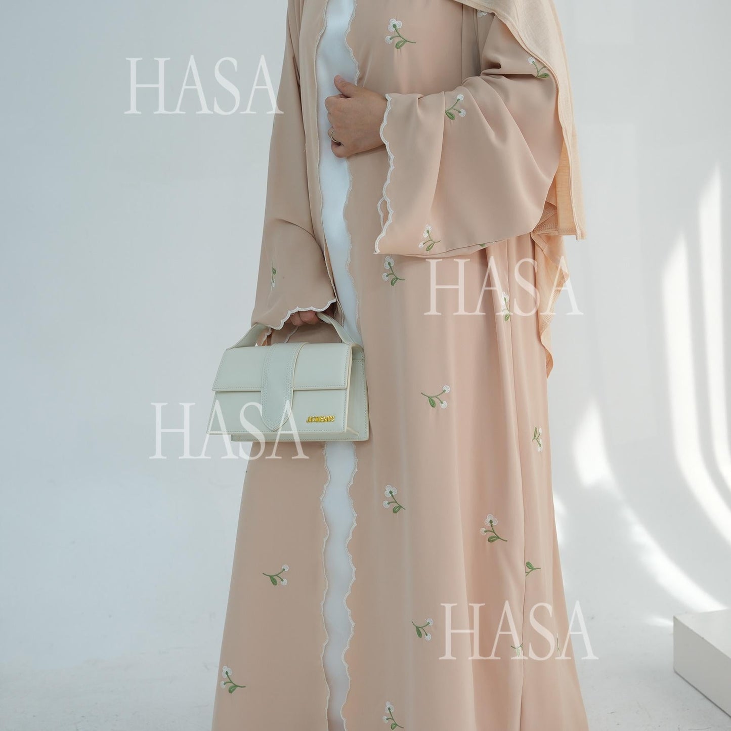 LUMAYA6472 Longline Cardigan with Delicate Floral Details and Curved Edging