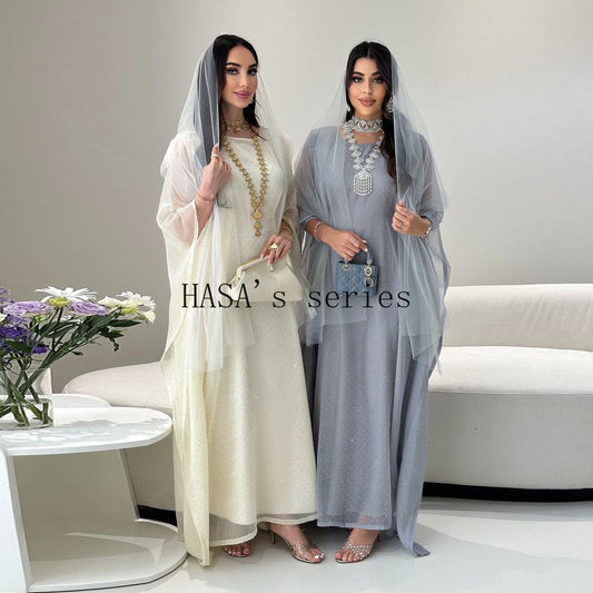 LUMAYA5105 Simple and Soft Long-sleeved Pullover Dress with A Waist-length Design, in A Solid Color for Everyday Wear.