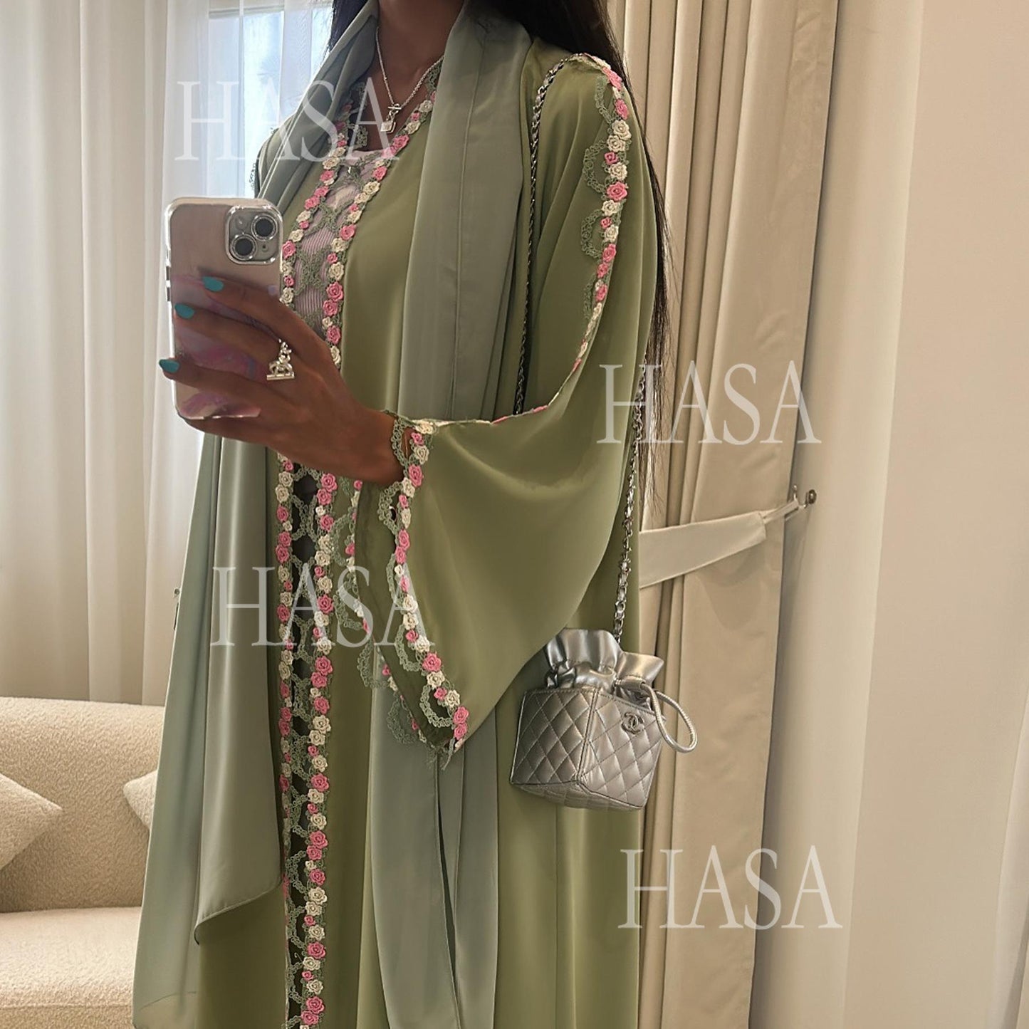 HA6560 Simple Floral Embroidery Cardigan