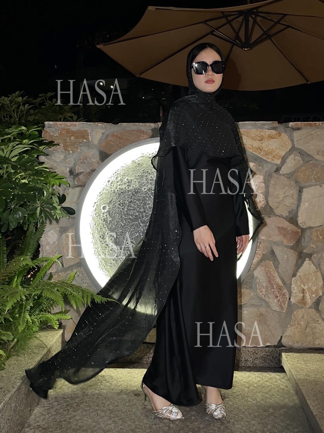 LUMAYA6477 Shiny robe two-piece set with rhinestone sLUMAYAwl decoration