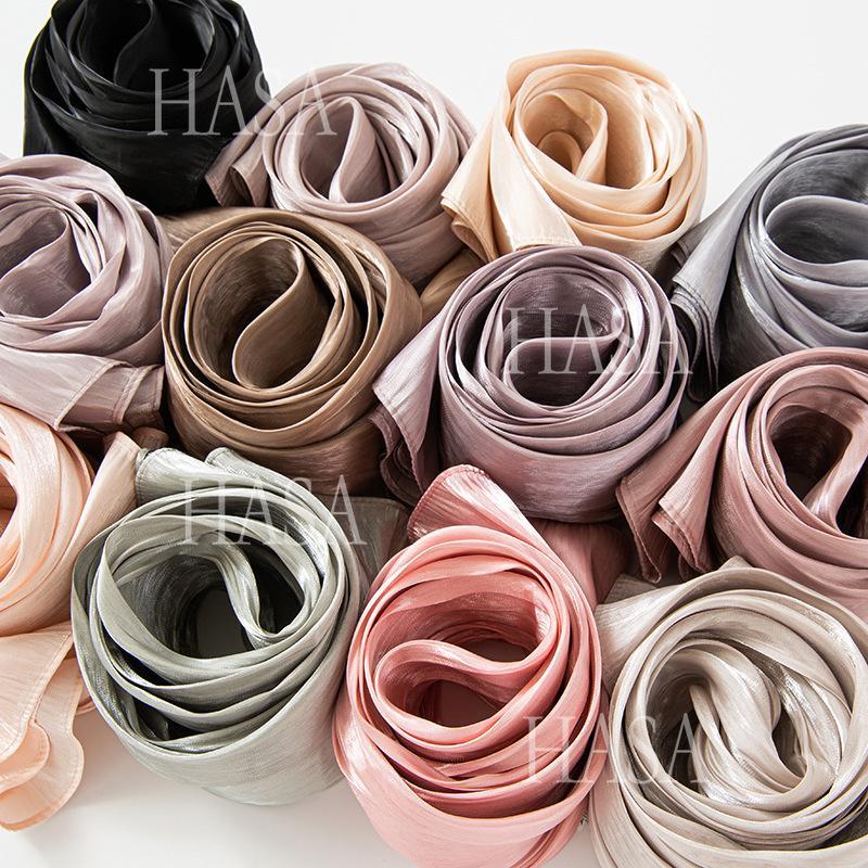 LUMAYA6479 A Simple Silk Scarf with A Mellow Color and A Light and Drapey Design