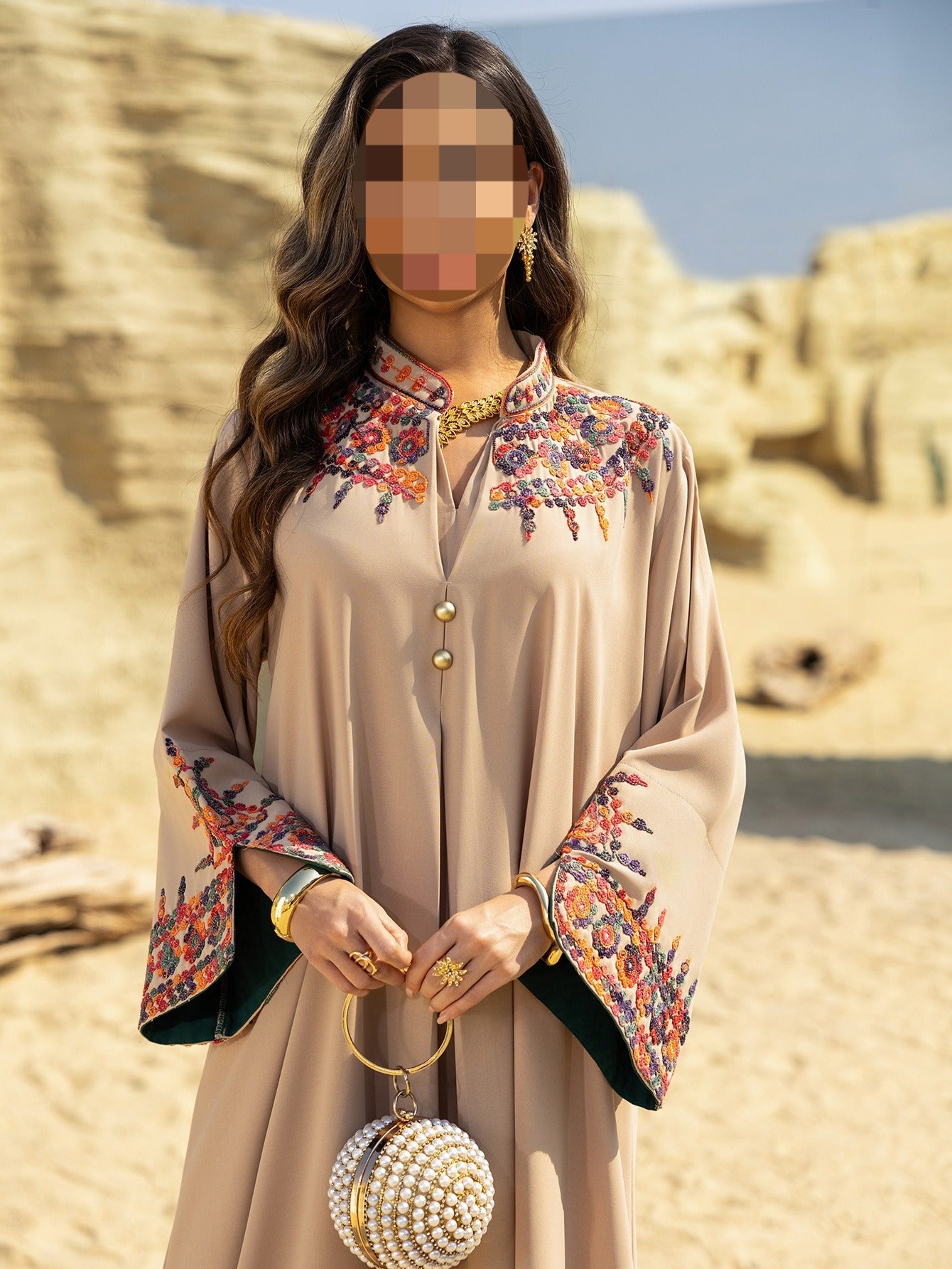 LM6655 Embroidered loose-fitting long dress | Soft drape and delicate cuff design