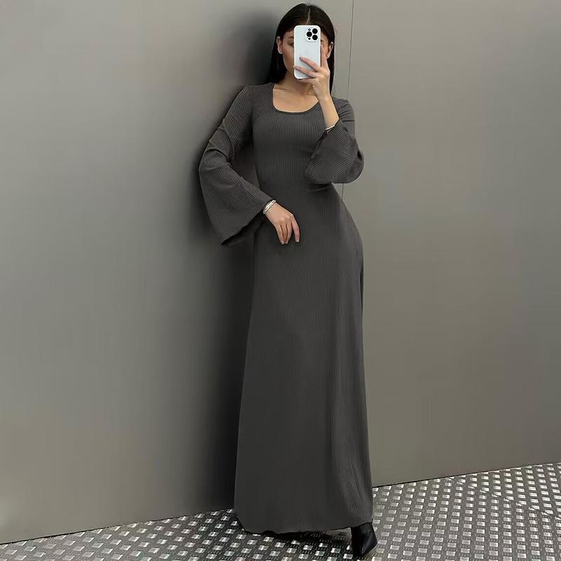 LUMAYA LUMAYA0676 Flared Long Sleeved High Waist Maxi Skirt with Lace-up Back