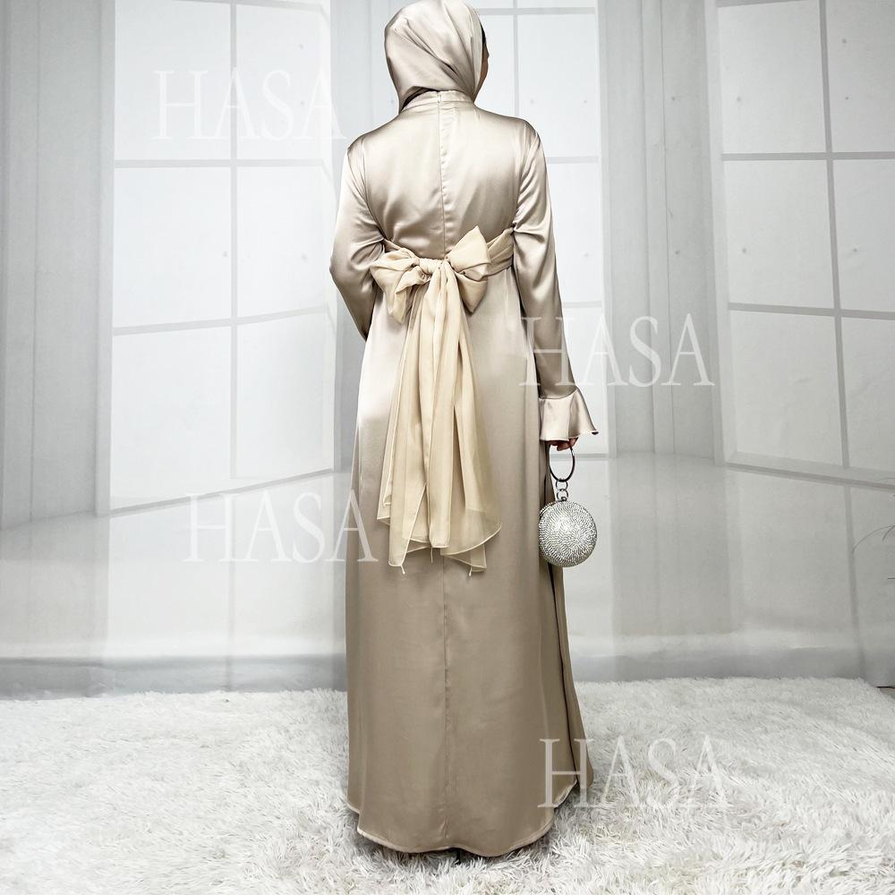 LUMAYA5858 Elegant Bright Satin Robe (without Headscarf), Clever Splicing Creates Multi-faceted CLUMAYArm