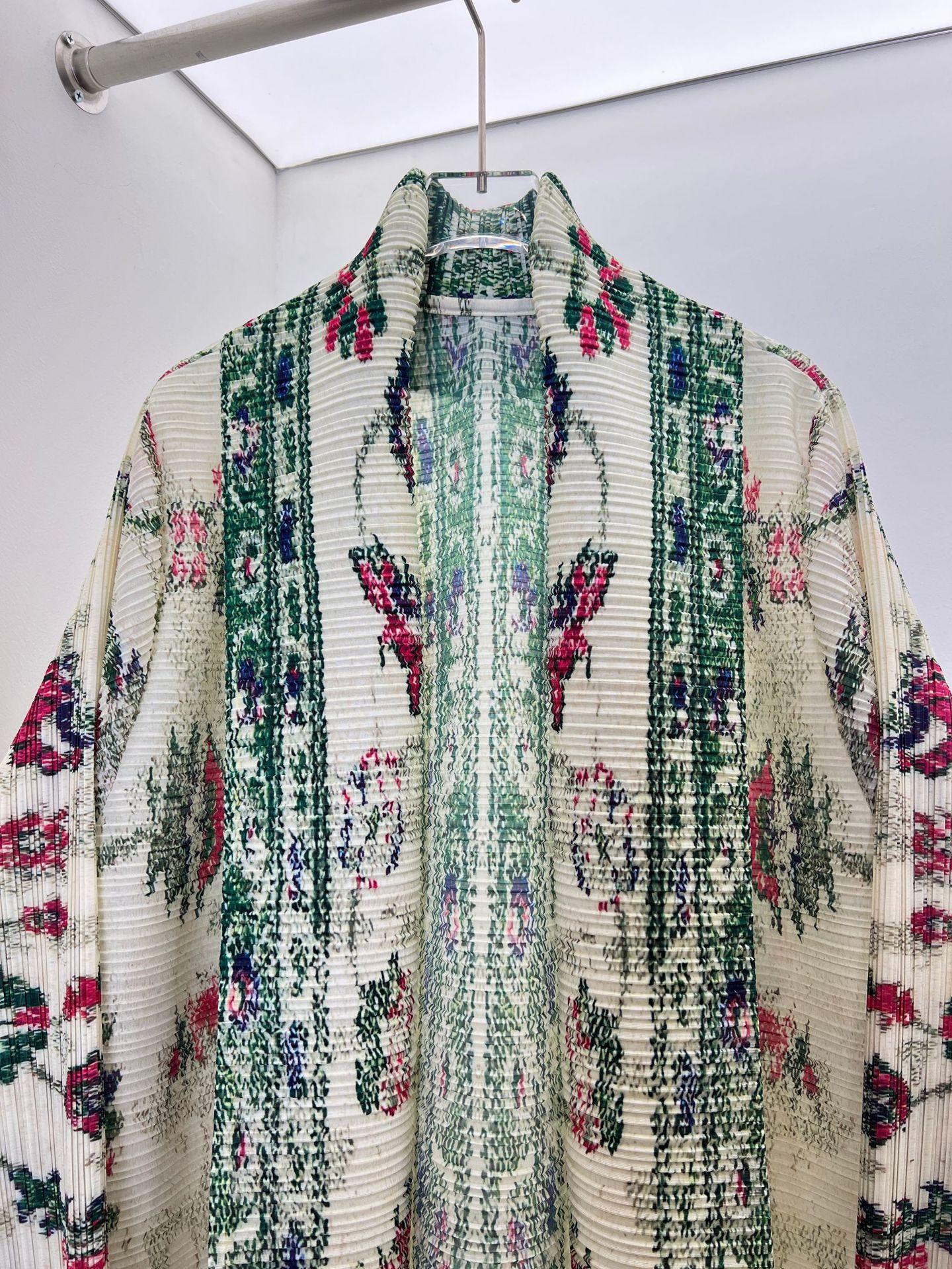 LUMAYA6722 Porcelain Dreams  White Abaya with Green & Red Floral Prints