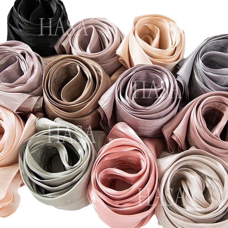 LUMAYA6479 A Simple Silk Scarf with A Mellow Color and A Light and Drapey Design