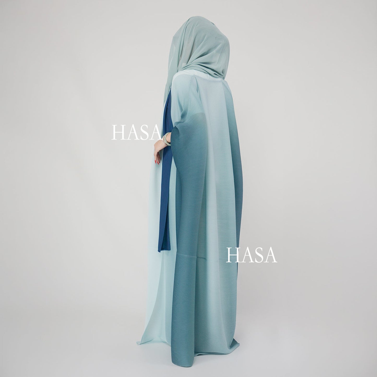 LMSA LM1245 عباءة عصرية فضفاضة بتفاصيل رقع مطوية