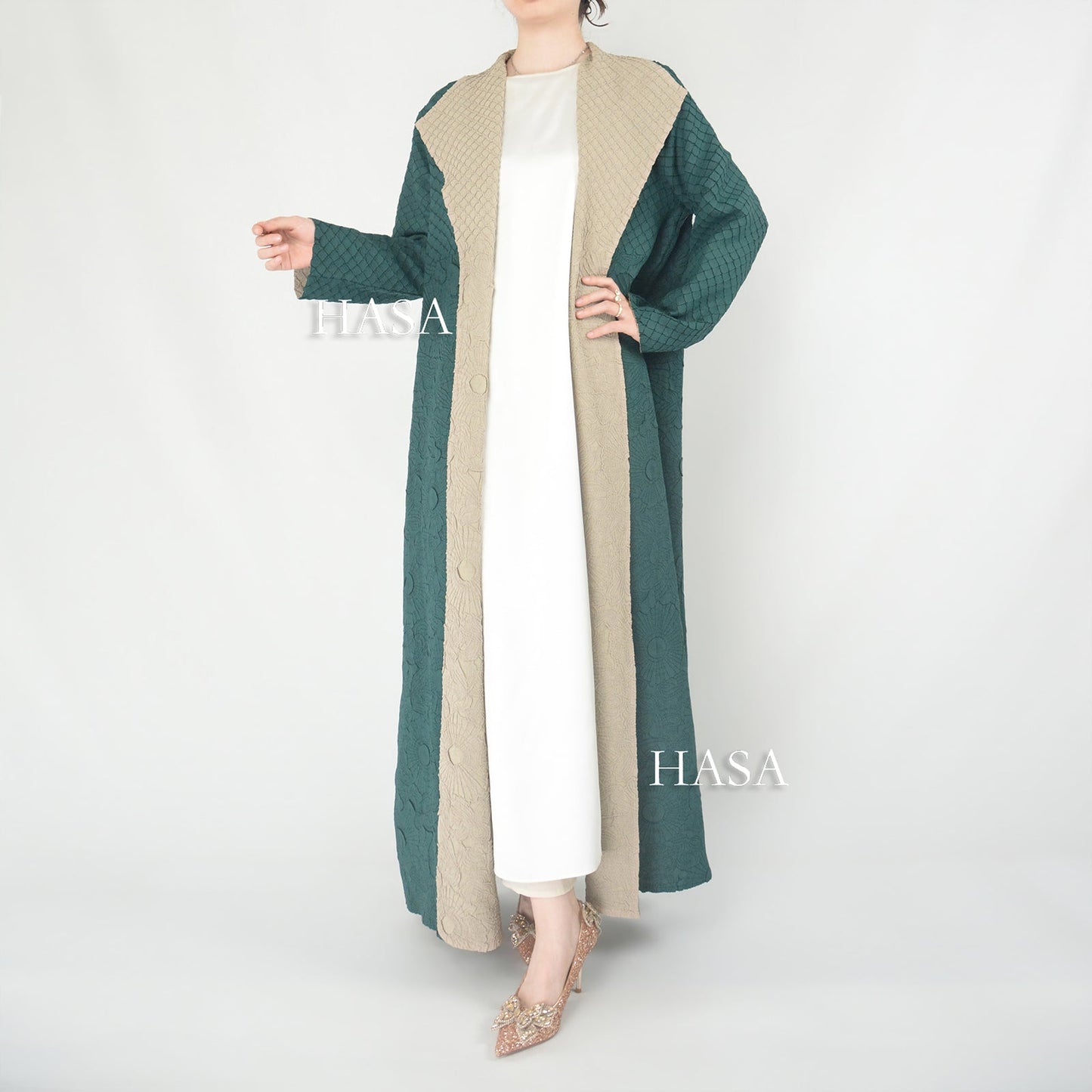 LUMAYA6702 Midnight Elegance Navy Abaya with Contrast Collar