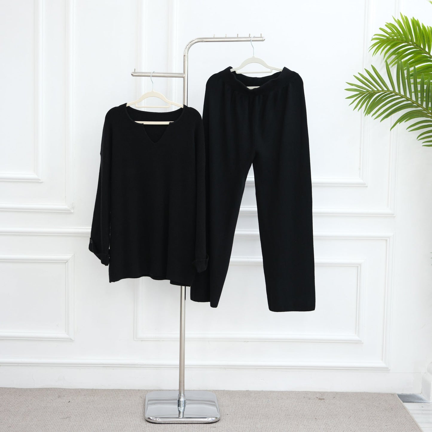 LM6600 Autumn and winter thickened knitted suit solid color two-piece suit (headscarf not included) cuff button design