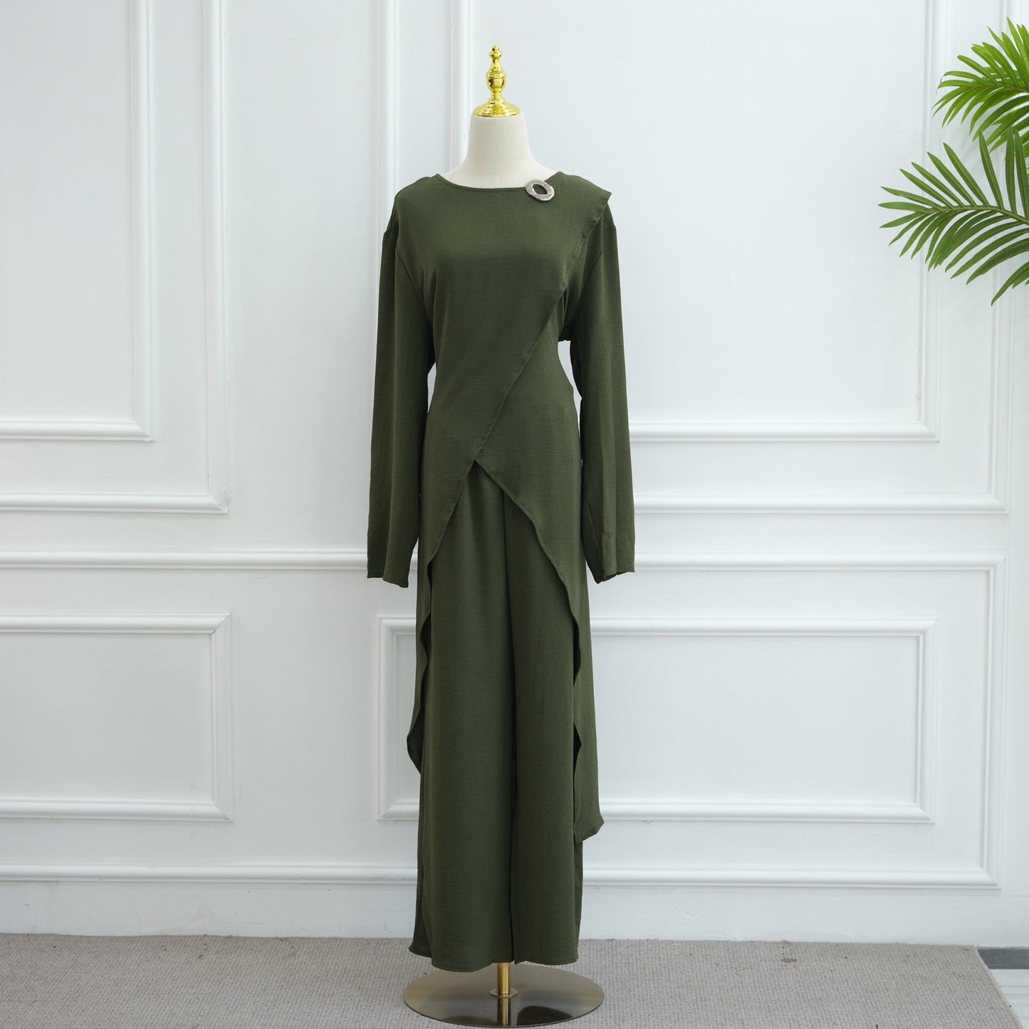 LM6605 Stylish asymmetrical two-piece set (with optional headscarf)