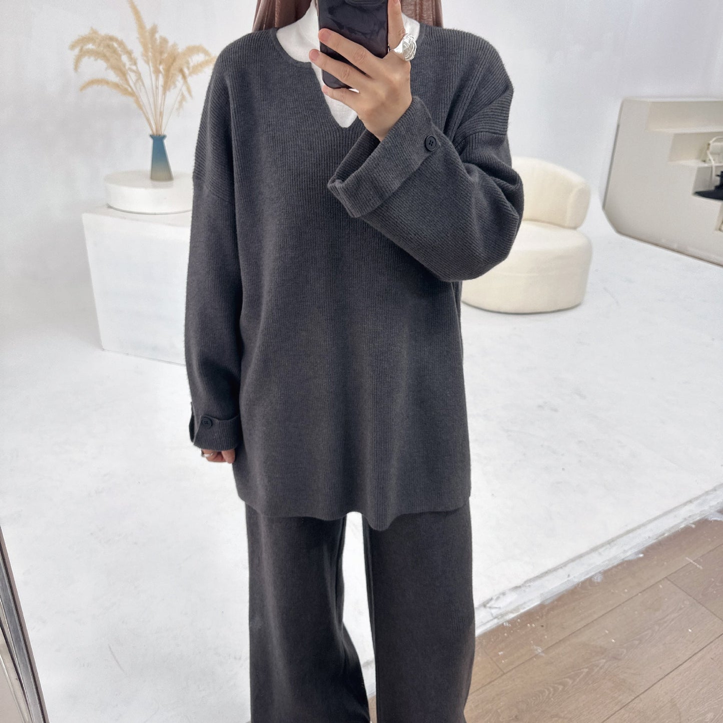 LM6600 Autumn and winter thickened knitted suit solid color two-piece suit (headscarf not included) cuff button design