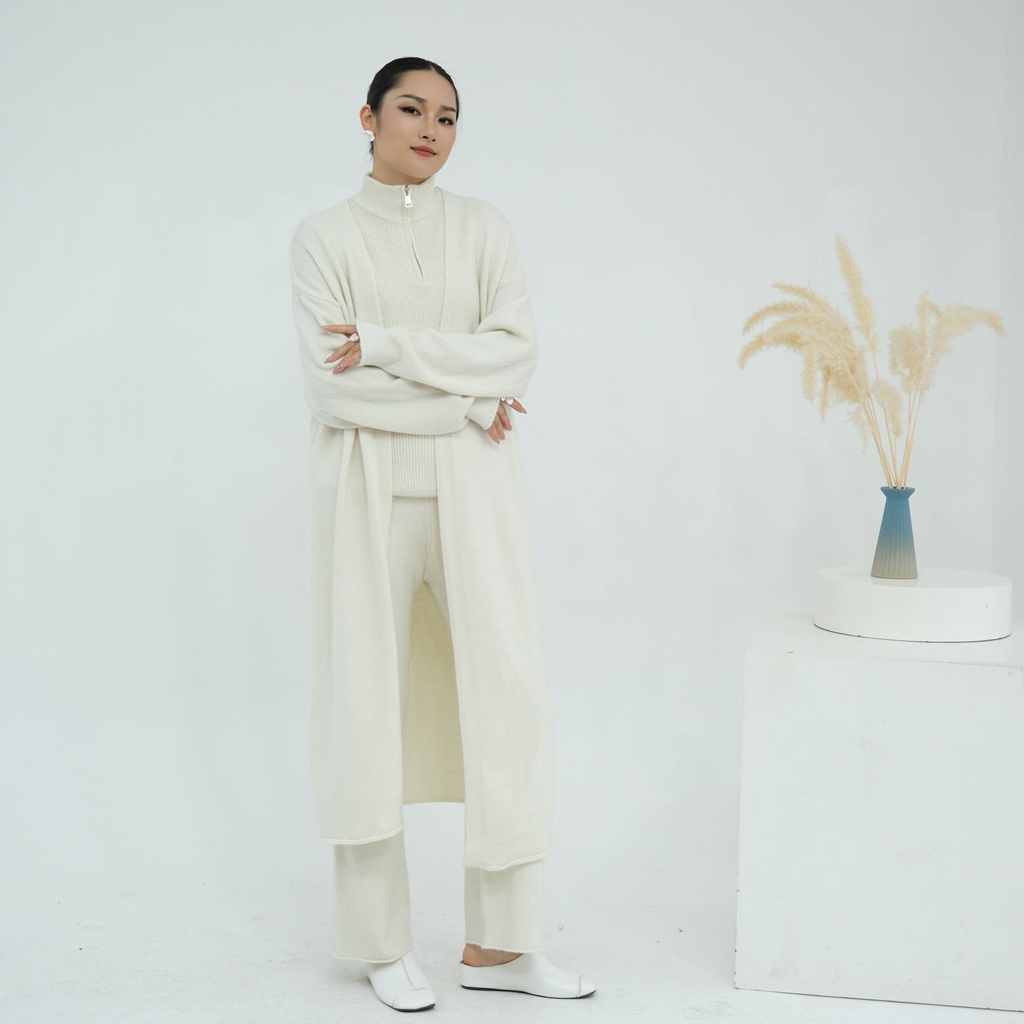 LM6603 Thickened knitted three-piece long coat set (with optional headscarf)