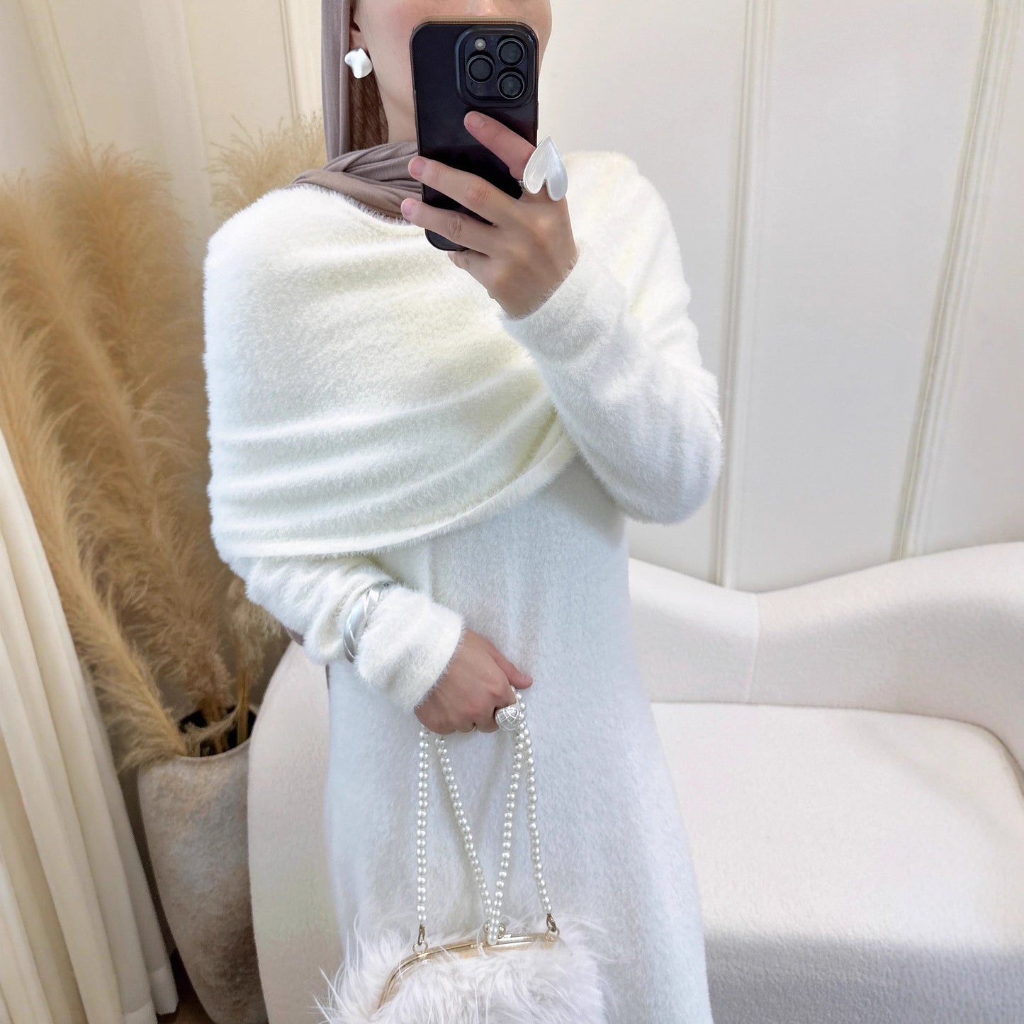 LM6604  Slim-fit Knit Sweater Two-piece Set with SLMwl Design (headscarf Optional)
