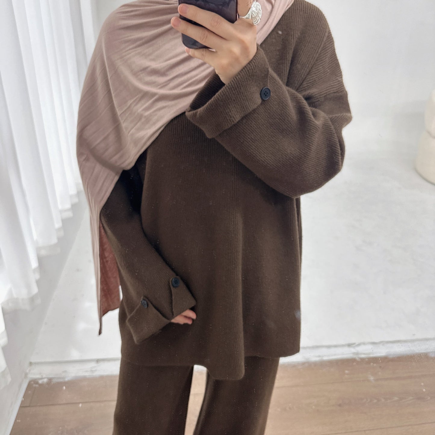 LM6600 Autumn and winter thickened knitted suit solid color two-piece suit (headscarf not included) cuff button design