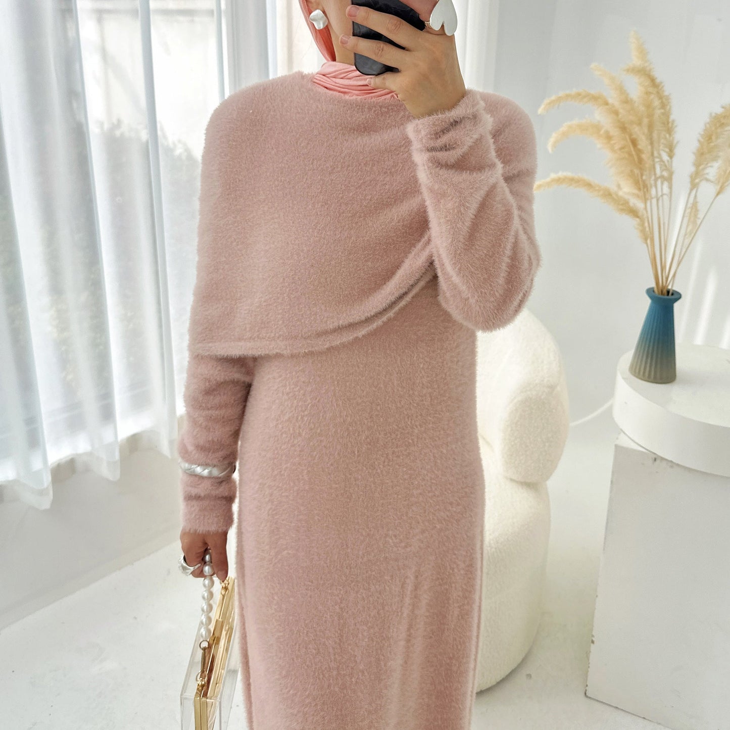 LM6604  Slim-fit Knit Sweater Two-piece Set with SLMwl Design (headscarf Optional)