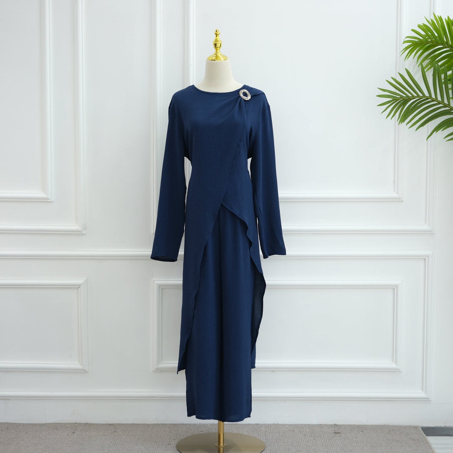 LM6605 Stylish asymmetrical two-piece set (with optional headscarf)