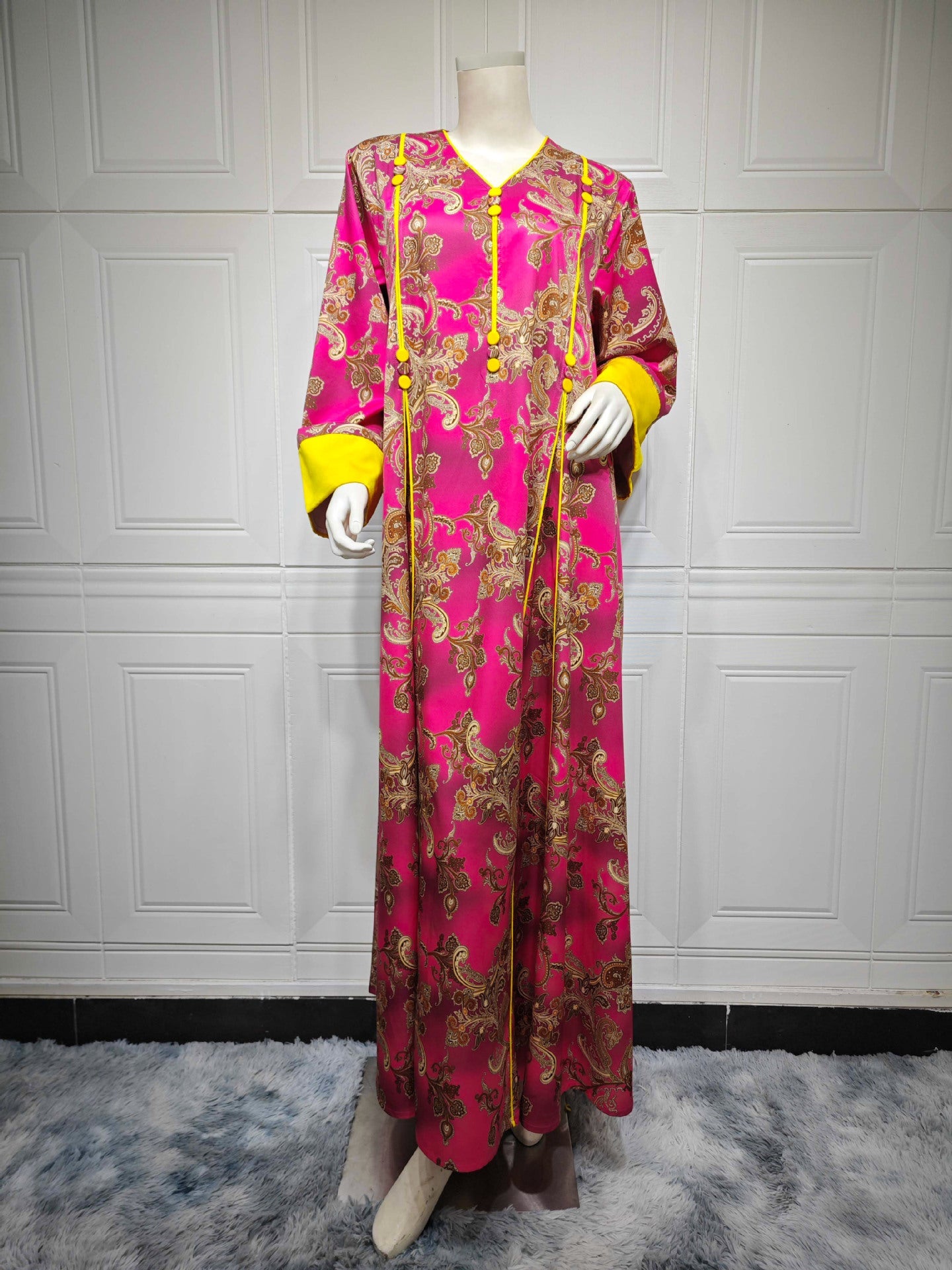 LM6647 Mesh-paneled embroidered robe; elegant three-dimensional embroidered dress