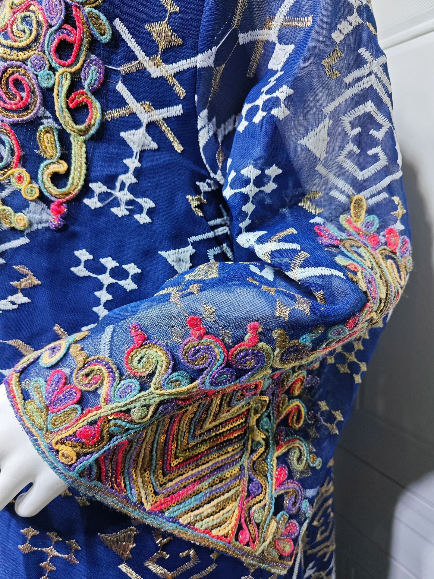LM6663 Mesh Embroidery Patchwork Long-sleeved Dress, Robe-style Loose Fit