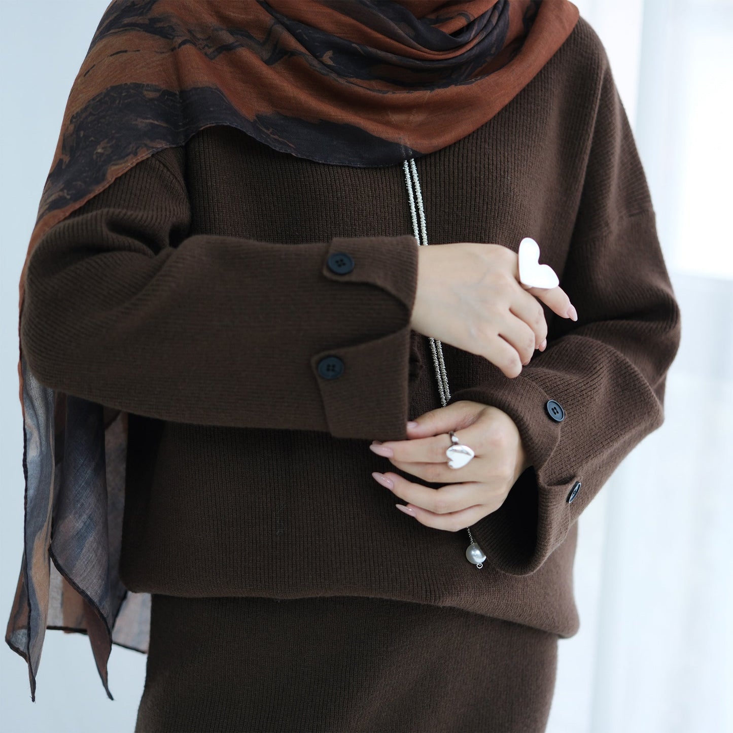 LM6601 Autumn and Winter Thickened Knitted Suit Solid Color Two-piece Skirt Suit (optional Headscarf)