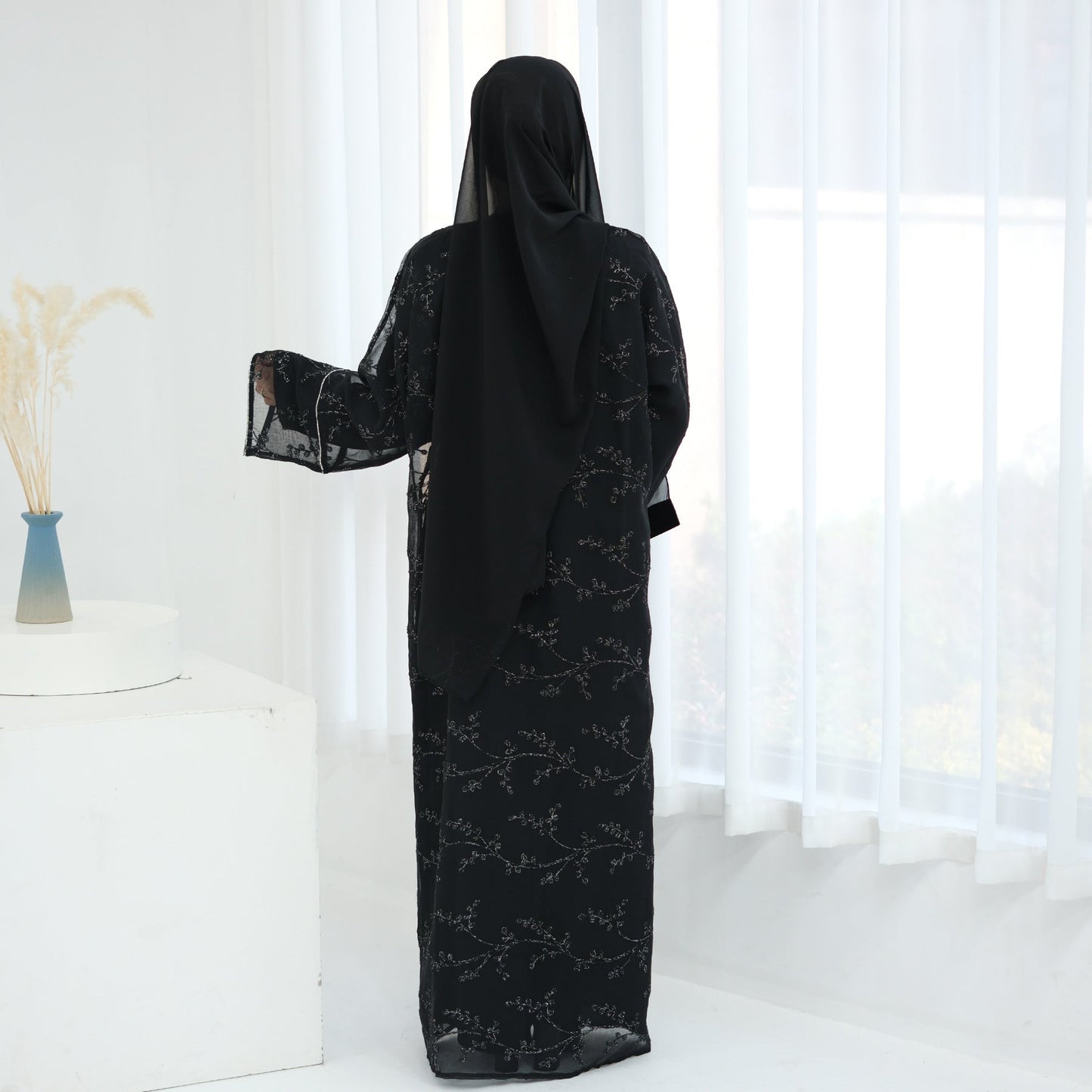 LM6623 Full-body embroidered long cardigan (optional inner layer)