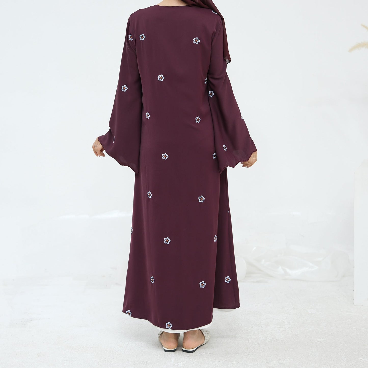 LM6612 All-over Embroidered Cardigan Two-piece Set