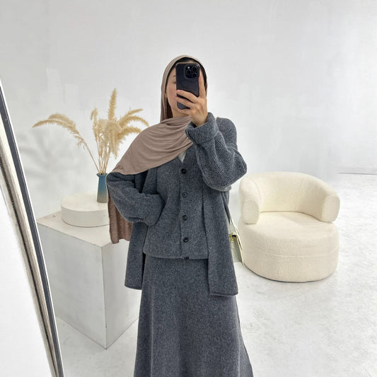 LM6596 Autumn and winter thickened knitted three-piece suit (excluding headscarf) vest + cardigan + skirt