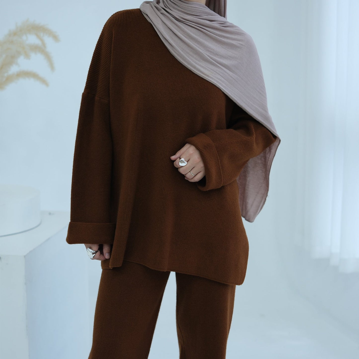 LM6599 Autumn and Winter Thickened Knitted Suit Solid Color Two-piece Suit (excluding Headscarf) Top + Trousers