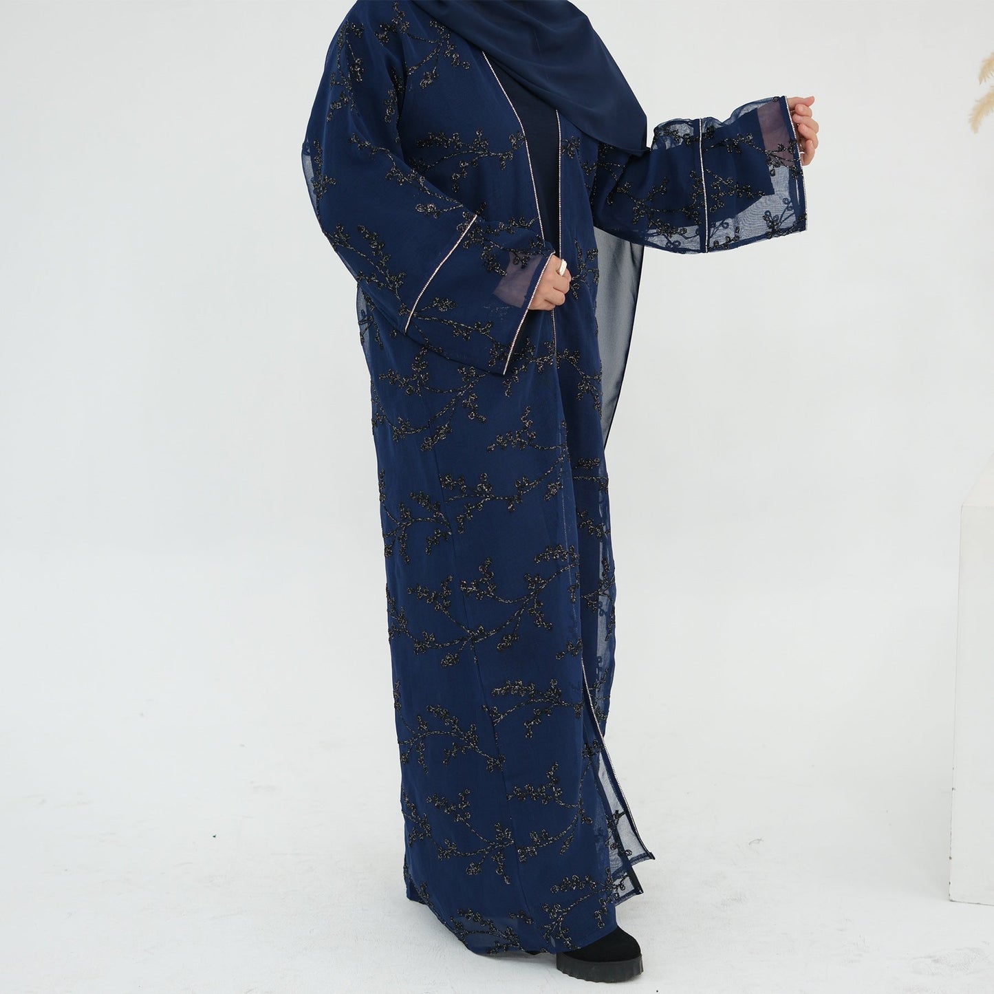 LM6623 Full-body embroidered long cardigan (optional inner layer)