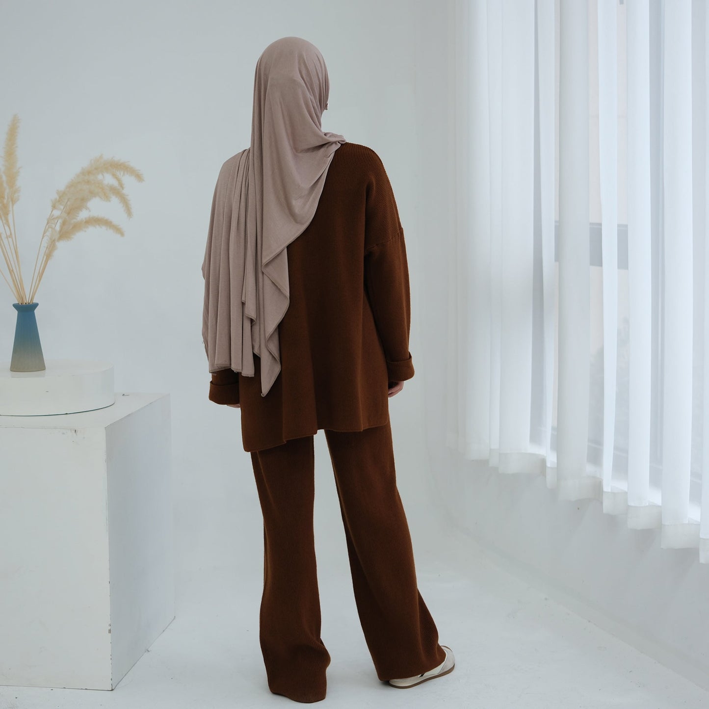 LM6599 Autumn and Winter Thickened Knitted Suit Solid Color Two-piece Suit (excluding Headscarf) Top + Trousers