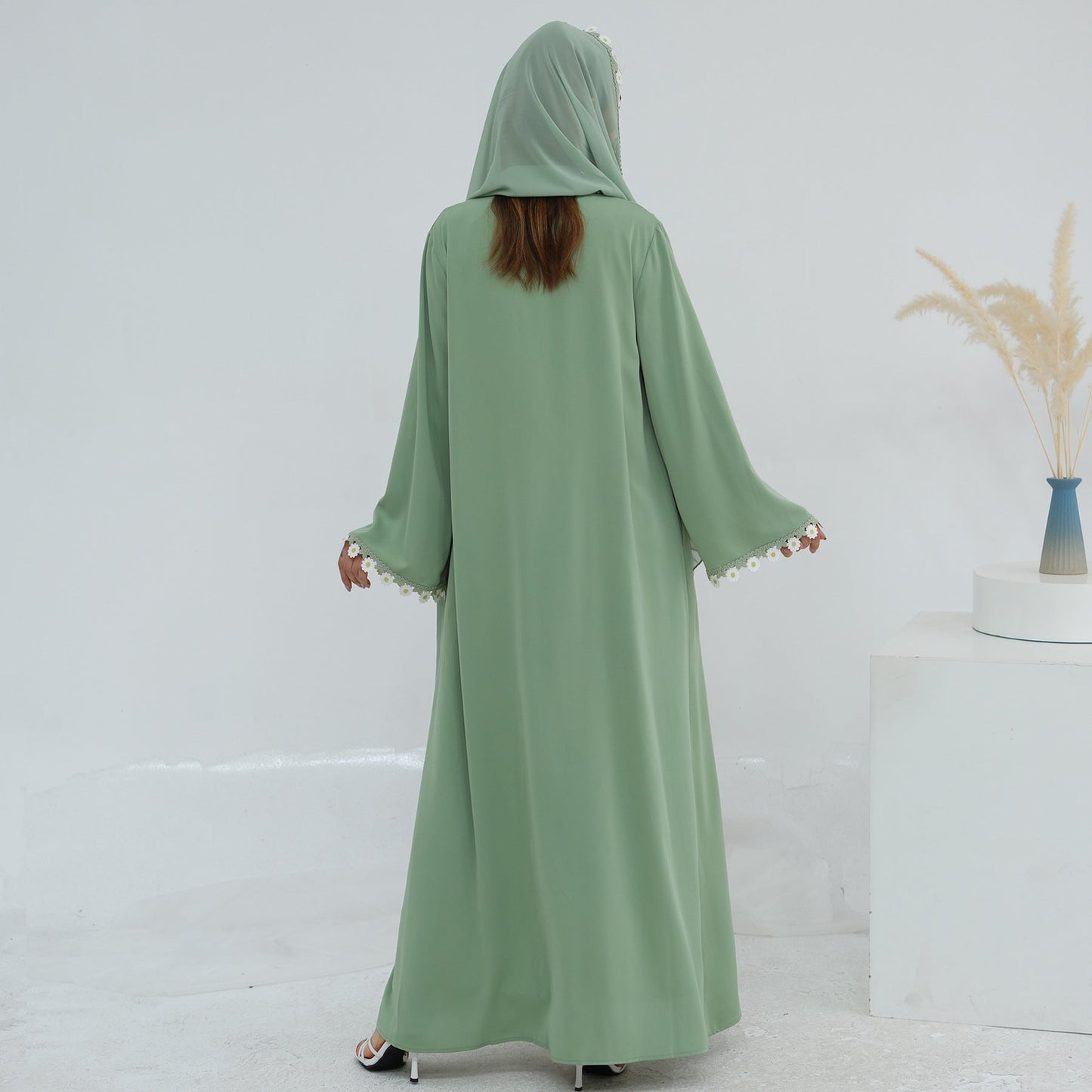 LM6616 Green Flower Stitching Cardigan Two-Piece Set (Including Headscarf)