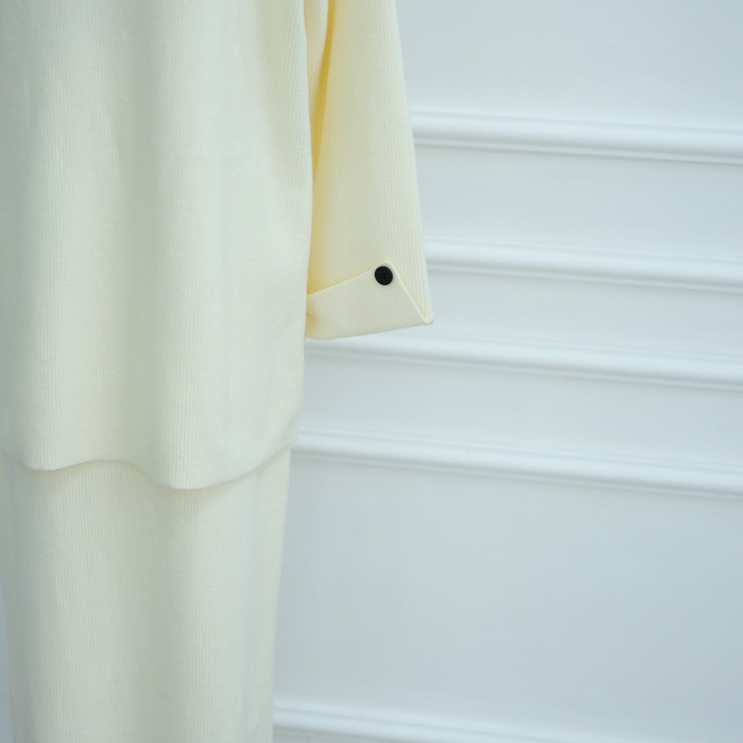 LM6597 Autumn and winter thickened knitted suit solid color two-piece suit (excluding headscarf) top + skirt