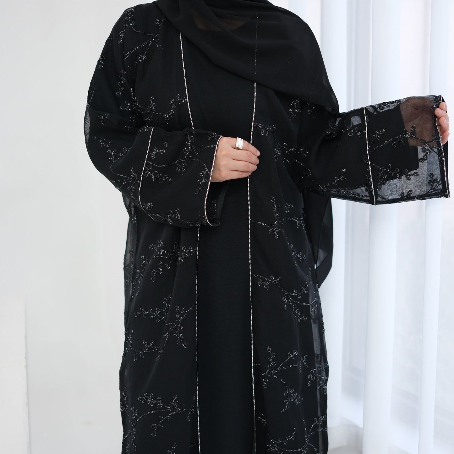 LM6623 Full-body embroidered long cardigan (optional inner layer)