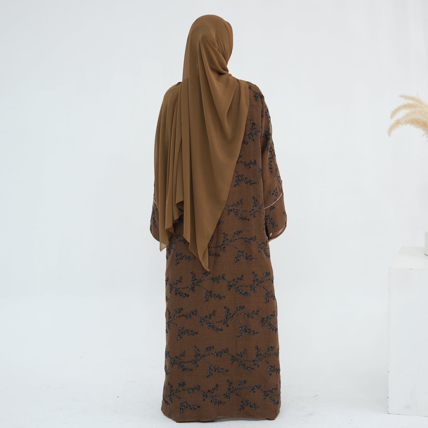 LM6623 Full-body embroidered long cardigan (optional inner layer)