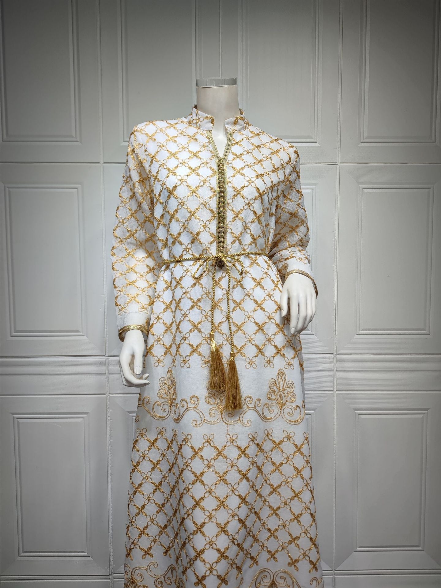 LM6640 Elegant Openwork Embroidered Abaya Long Dress