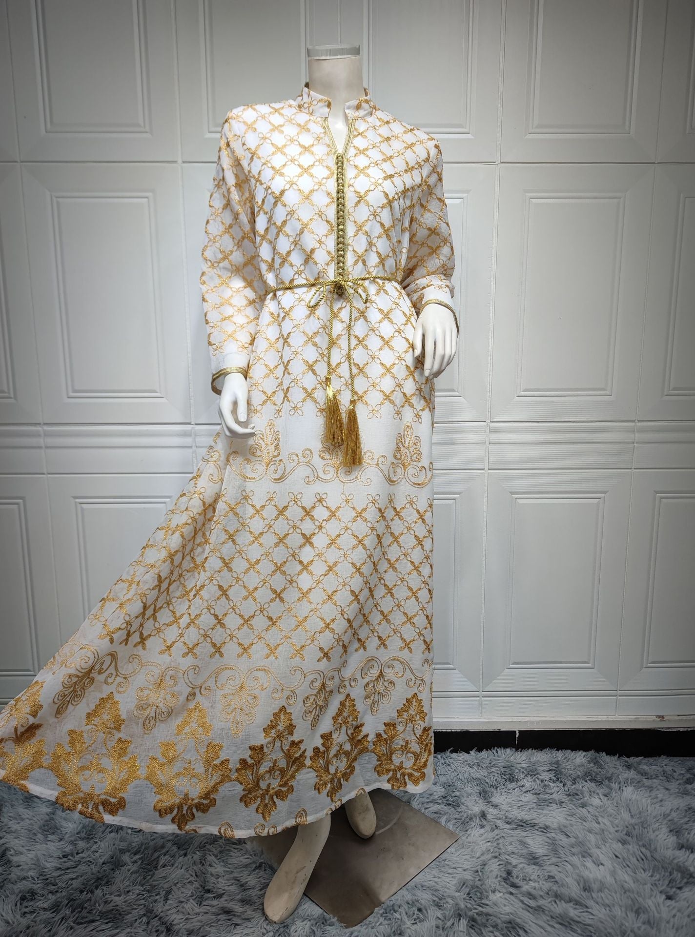 LM6640 Elegant Openwork Embroidered Abaya Long Dress