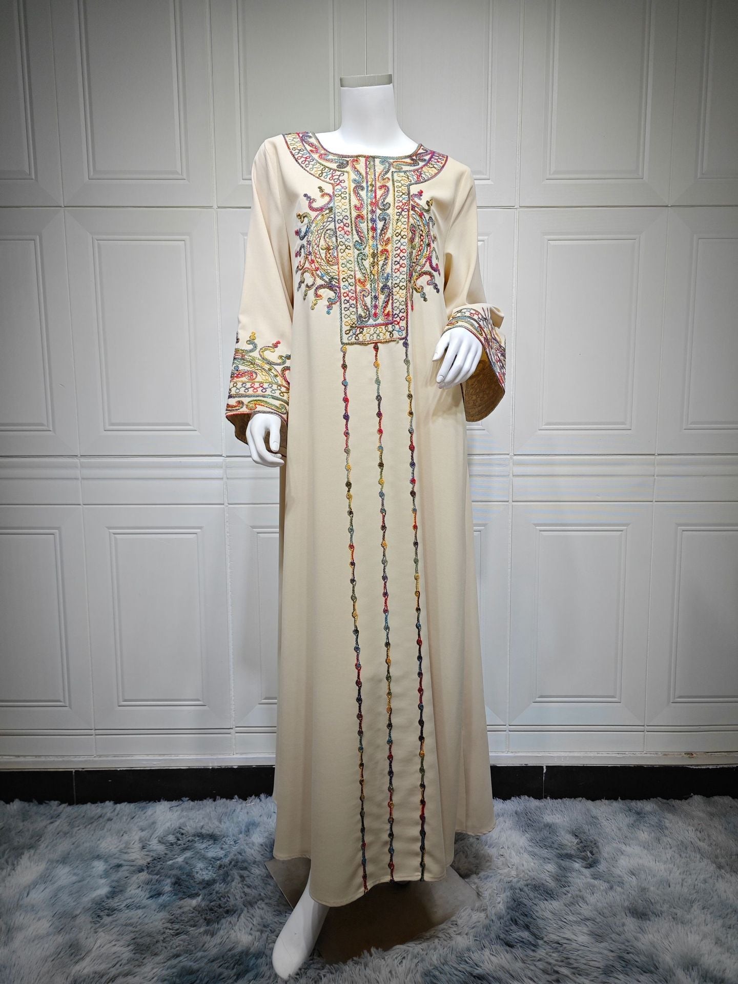 LM6666 Embroidered long wide-sleeved dress | Comfortable fit, easy to wear