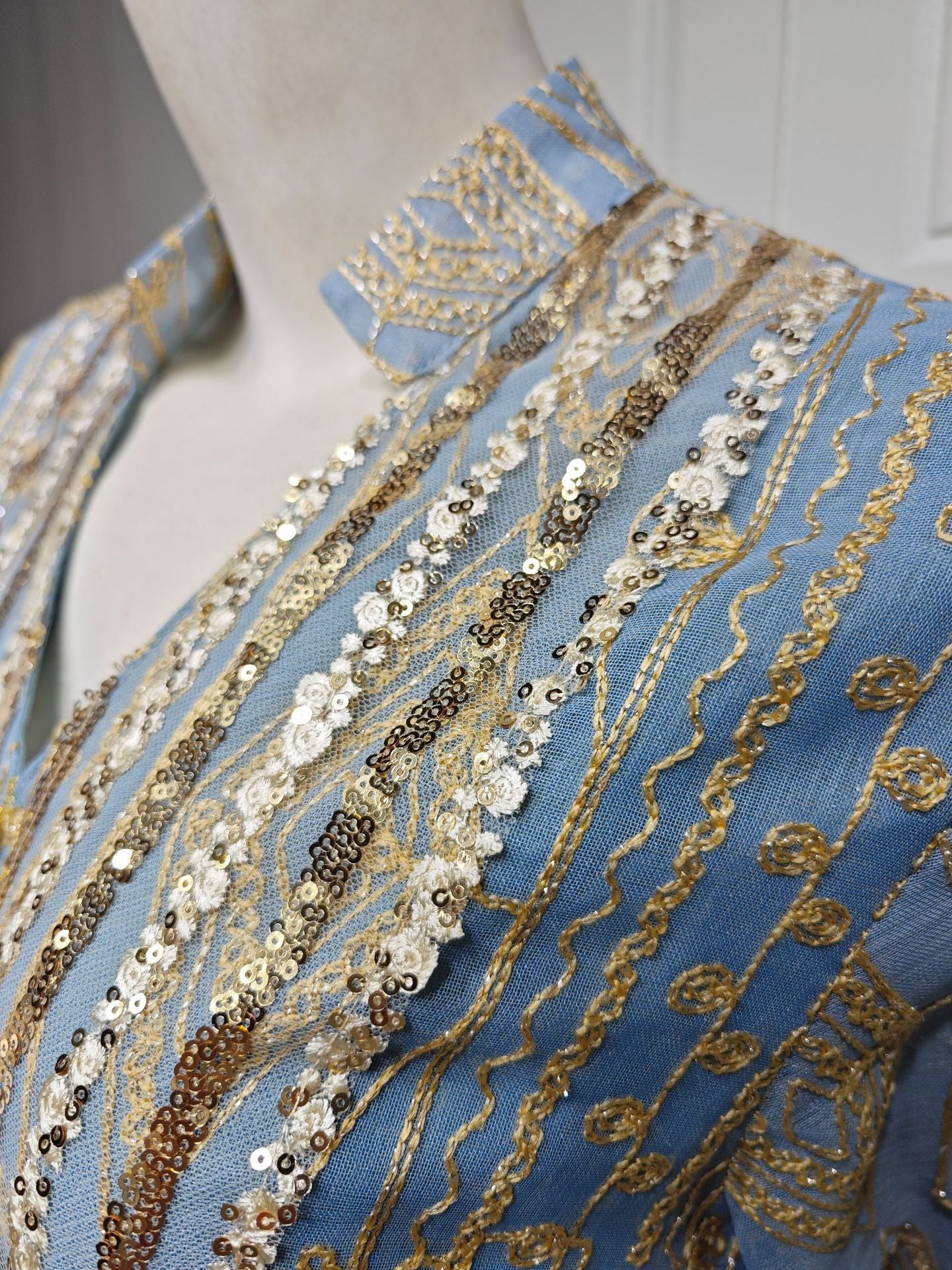 LM6662 Mesh embroidery sequin patchwork long-sleeved dress, loose robe style