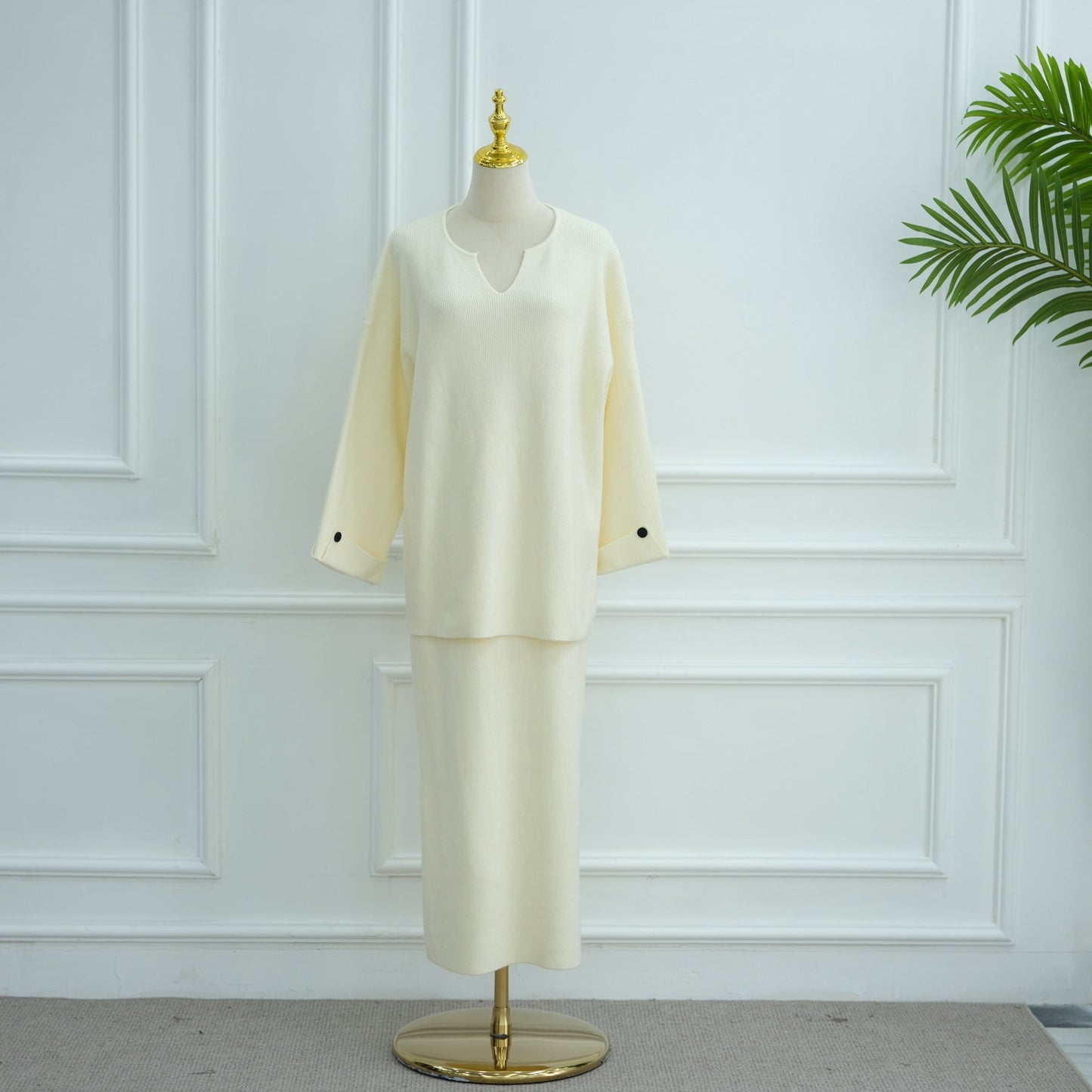 LM6597 Autumn and winter thickened knitted suit solid color two-piece suit (excluding headscarf) top + skirt