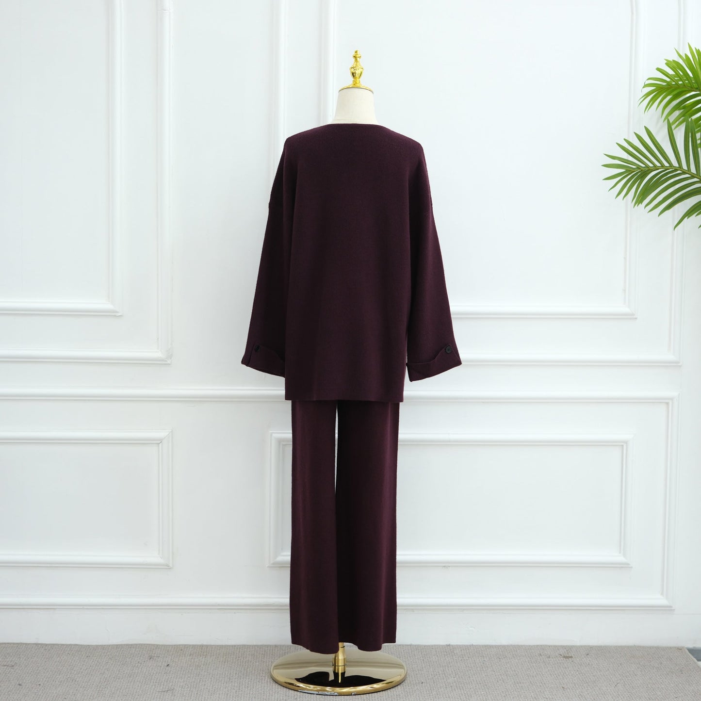 LM6600 Autumn and winter thickened knitted suit solid color two-piece suit (headscarf not included) cuff button design