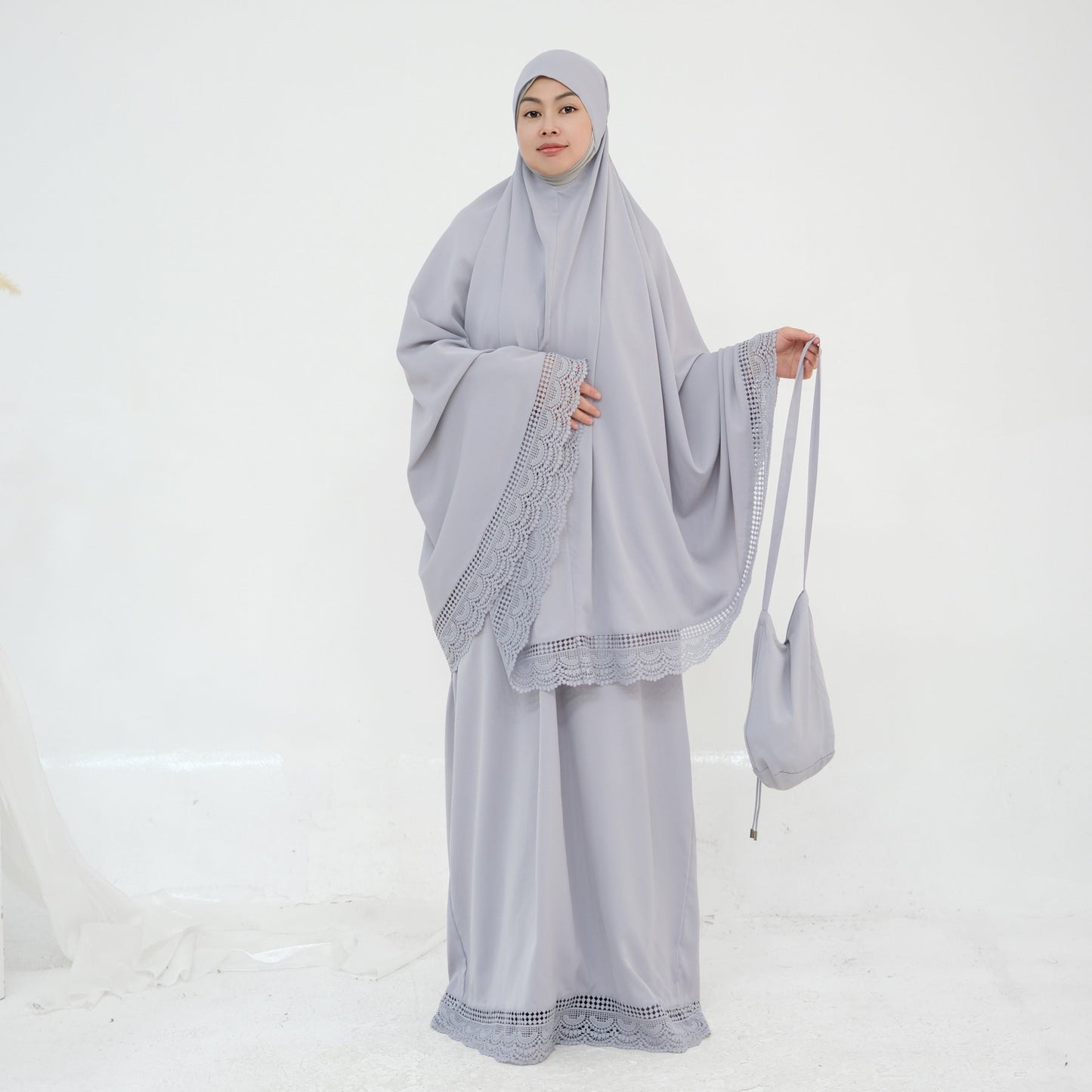 LM6615 Lace Prayer 4-Piece Set (Includes Prayer Mat and Storage Bag)
